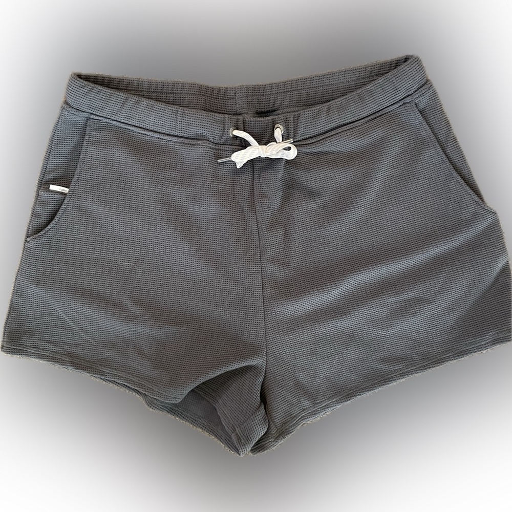 Vuori Women's Athletic Shorts in Gray;size S; NWOT